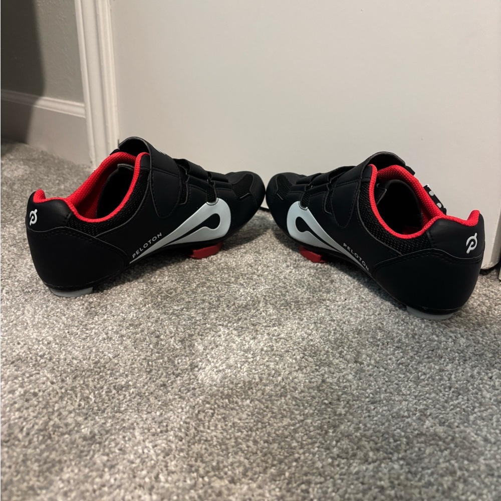 Peloton womens cycling shoe - Picture 5 of 9